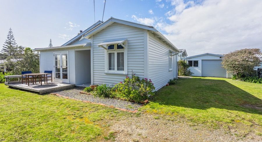  at 13 Waimea Road, Waikanae Beach, Kapiti Coast, Wellington