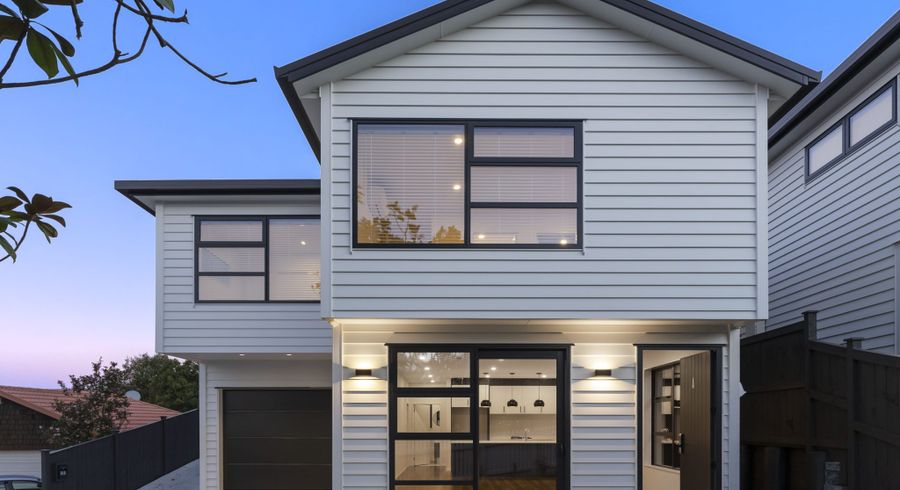 at 10 Egret Court, Unsworth Heights, North Shore City, Auckland