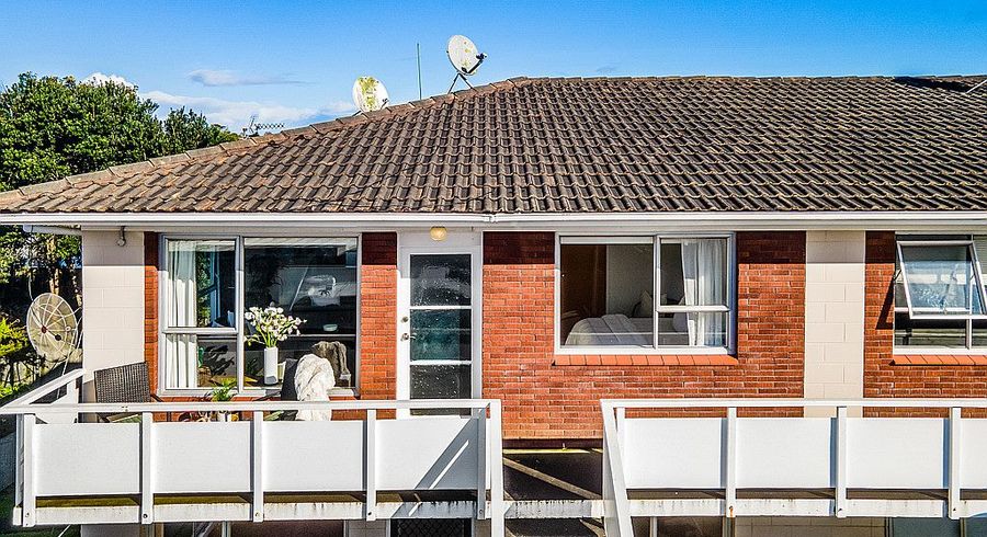  at 7/22 Fowlds Avenue, Sandringham, Auckland