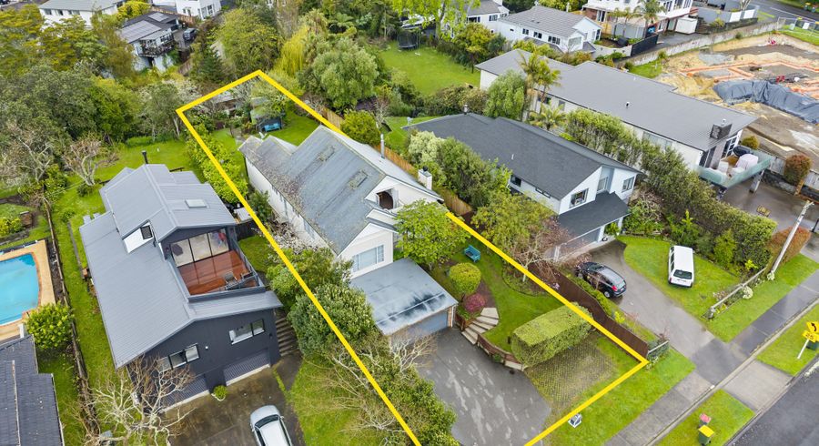  at 33 Churchill Road, Cockle Bay, Manukau City, Auckland