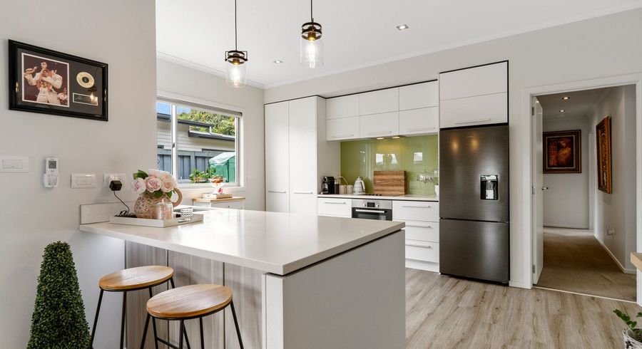  at 21 Lakeview Quay, Pyes Pa, Tauranga, Bay Of Plenty