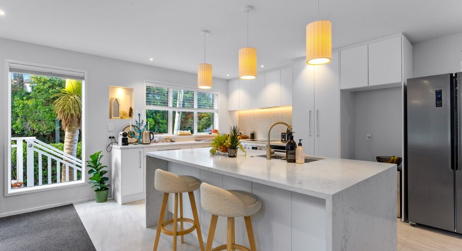  at 32A Sandown Road, Rothesay Bay, North Shore City, Auckland