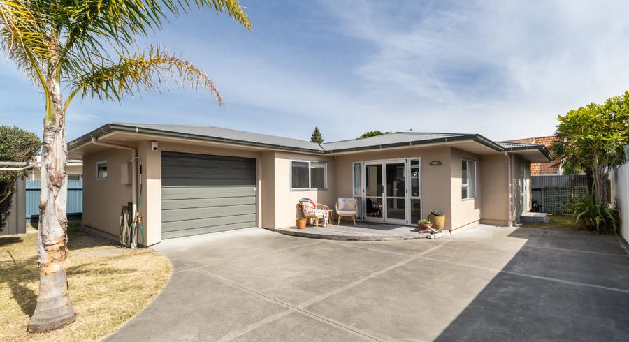  at 3a The Esplanade, Westshore, Napier, Hawke's Bay