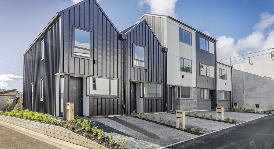  at 17 Ara Paiwhenua, Tawa, Wellington
