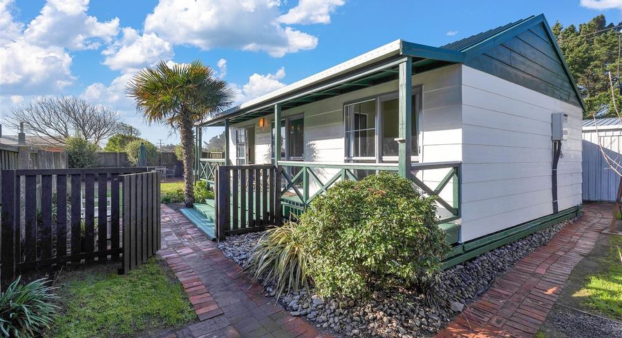  at 28 Chamberlain Avenue, Amberley, Amberley