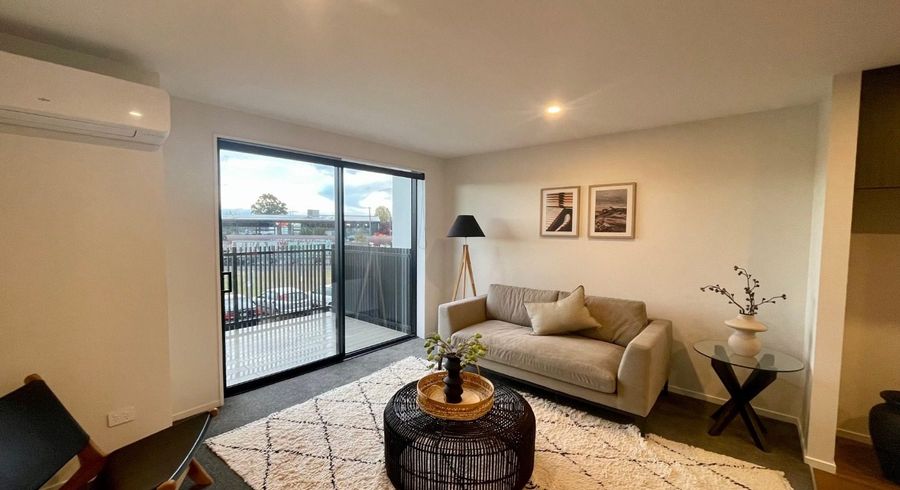  at 5/327 Lincoln Road, Addington, Christchurch