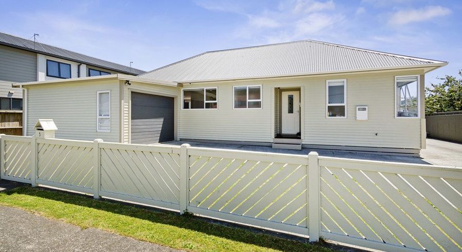  at 5 Best Street, Wainuiomata, Lower Hutt, Wellington