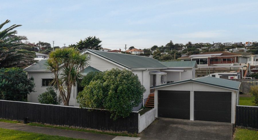  at 2 John Street, Titahi Bay, Porirua, Wellington