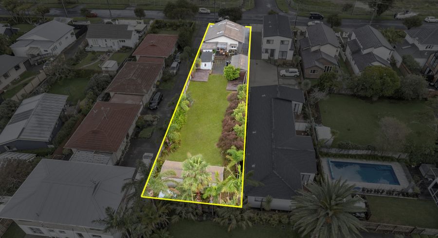  at 84 Eversleigh Road, Belmont, North Shore City, Auckland