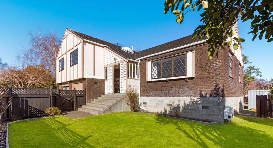  at 5 Aiken Road, Saint Johns Hill, Whanganui