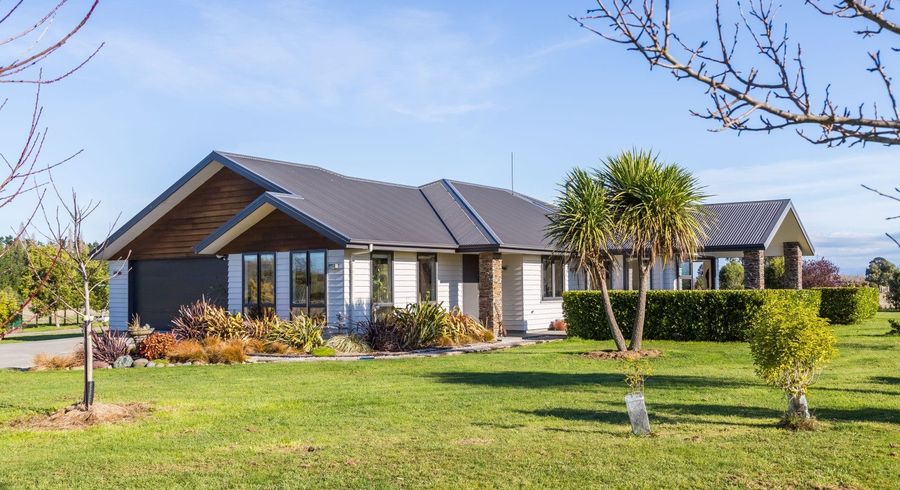  at 421 Belvedere Road, Carrington, Carterton