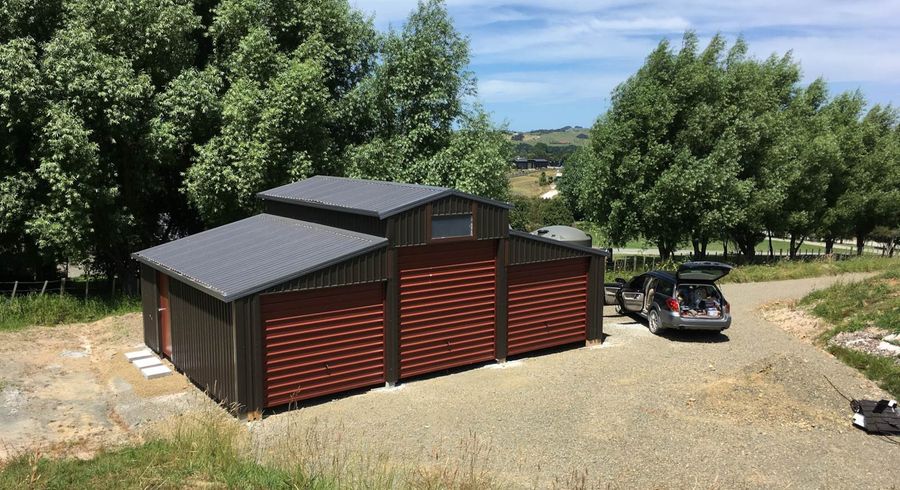  at 33 Lara Lane, Kaiwaka