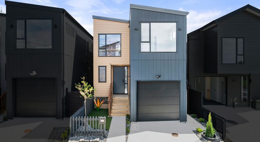  at 102A Te Oneroa Way, Long Bay, North Shore City, Auckland
