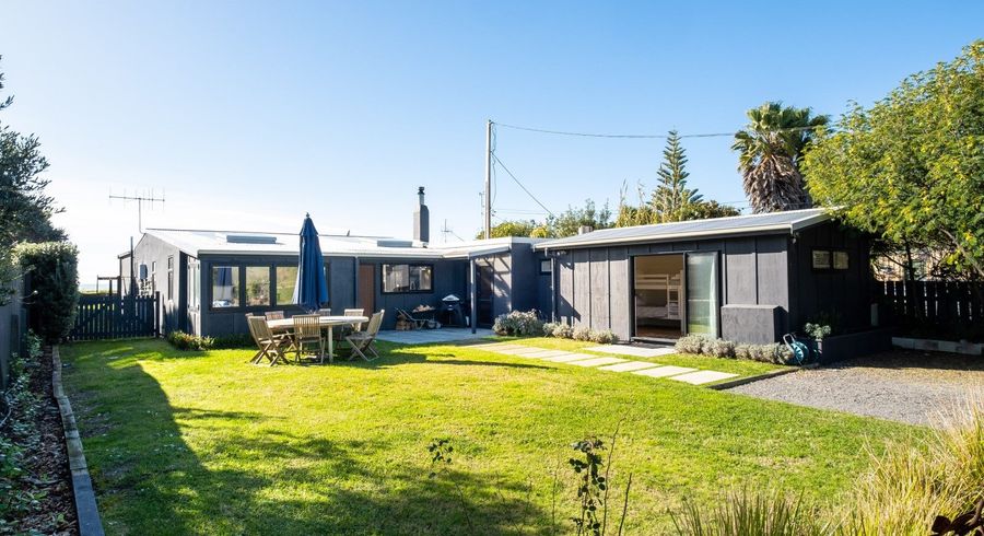  at 251 Clifton Road, Te Awanga, Te Awanga