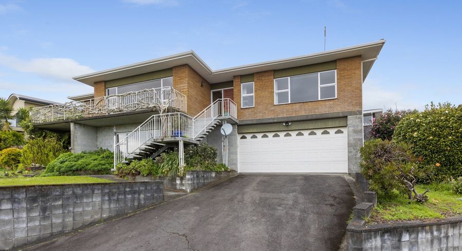  at 5 Fairfax Terrace, Frankleigh Park, New Plymouth