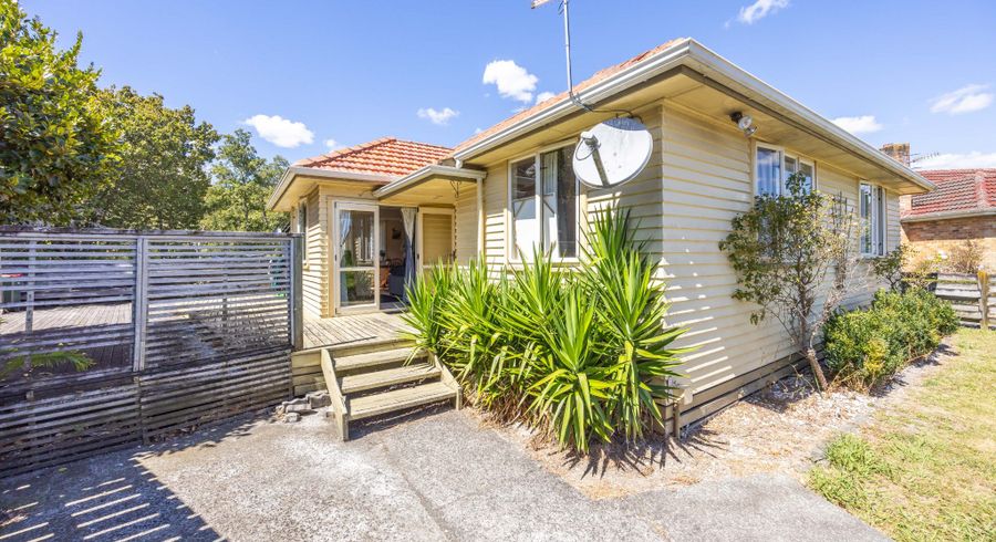  at 15 Wingate Street, Bader, Hamilton, Waikato