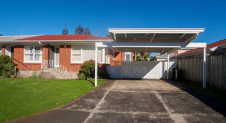  at 4/120 Selwyn Street, Onehunga, Auckland