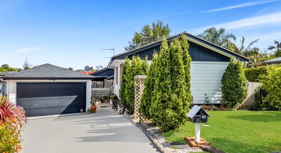  at 40 & 40A Jandell Crescent, Bucklands Beach, Manukau City, Auckland