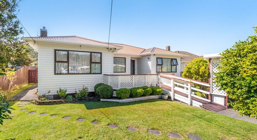  at 34 Wellington Road, Wainuiomata, Lower Hutt, Wellington