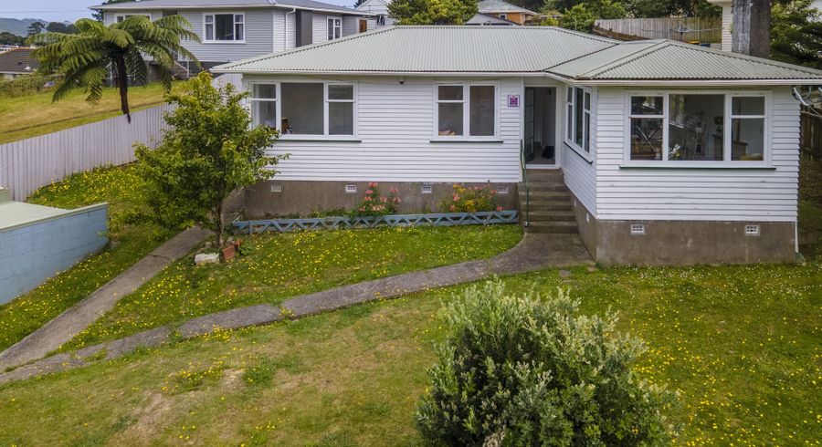  at 6 Hampshire Street, Cannons Creek, Porirua, Wellington