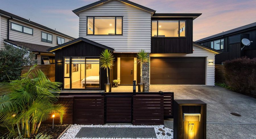 at 17 Tawatawa Street, Long Bay, North Shore City, Auckland