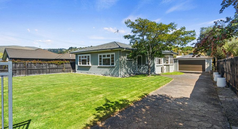  at 35 Wilsons Road South, St. Martins, Christchurch City, Canterbury