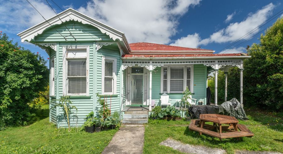  at 5 Henley Road, Mount Eden, Auckland