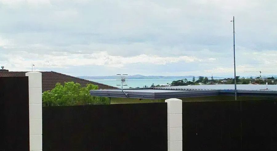  at 32a Haseler Cres, Howick, Manukau City, Auckland