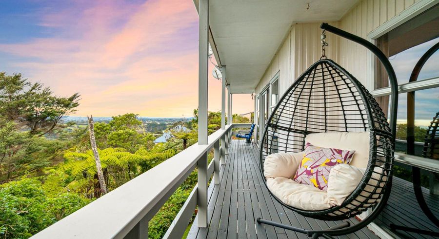 at 1144 Scenic Drive North, Swanson, Waitakere City, Auckland