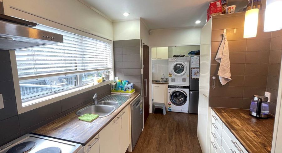  at 41 Union Road, Howick, Auckland