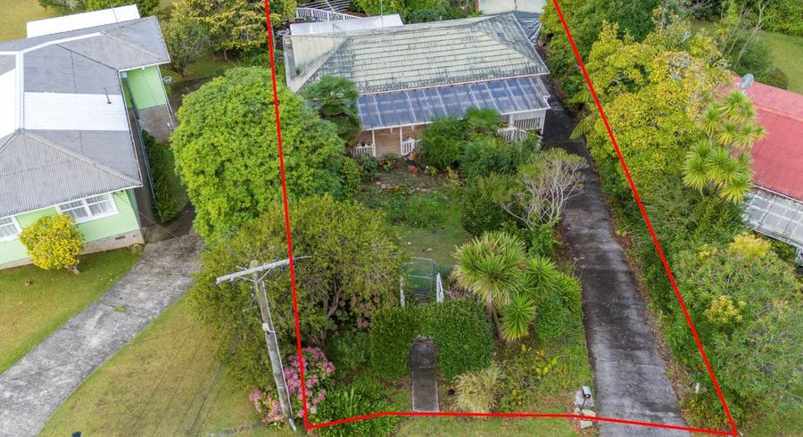  at 26 Crystal Avenue, Glendene, Waitakere City, Auckland