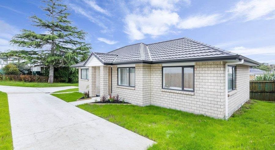  at 14A Glynnbrooke Street, Te Atatu South, Auckland