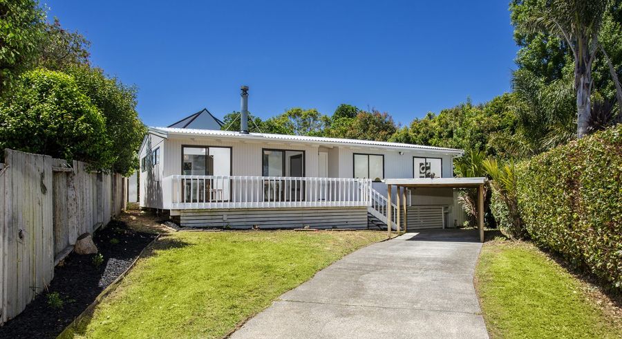  at 17 Winifred Avenue, Bayview, Bayview, North Shore City, Auckland