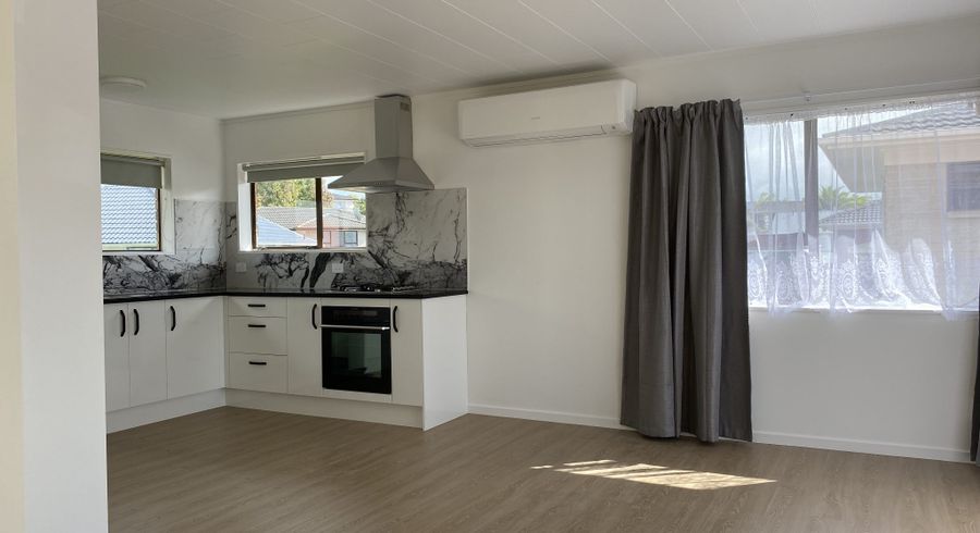  at 2/27 Butterworth Drive, Glendene, Waitakere City, Auckland