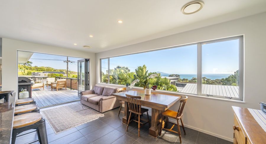  at 86 Muri RD, PUKERUA BAY, PORIRUA