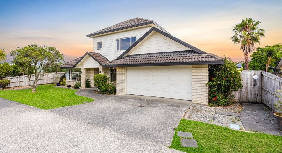  at 124 Charles Prevost Dr, The Gardens, Manukau