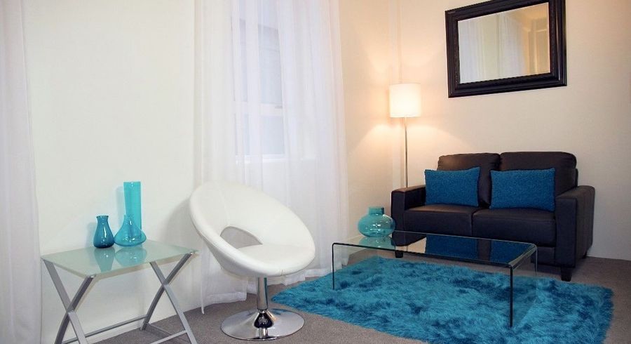  at 323/105 Queen Street, Auckland Central, Auckland