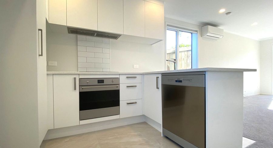  at 95B Athena Drive, Totara Vale, North Shore City, Auckland