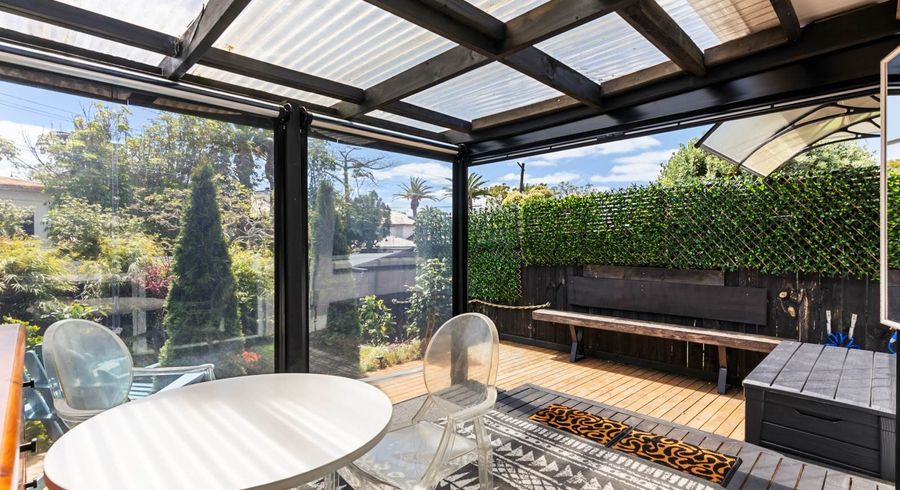  at 2/14 Argyle Street, Herne Bay, Auckland City, Auckland