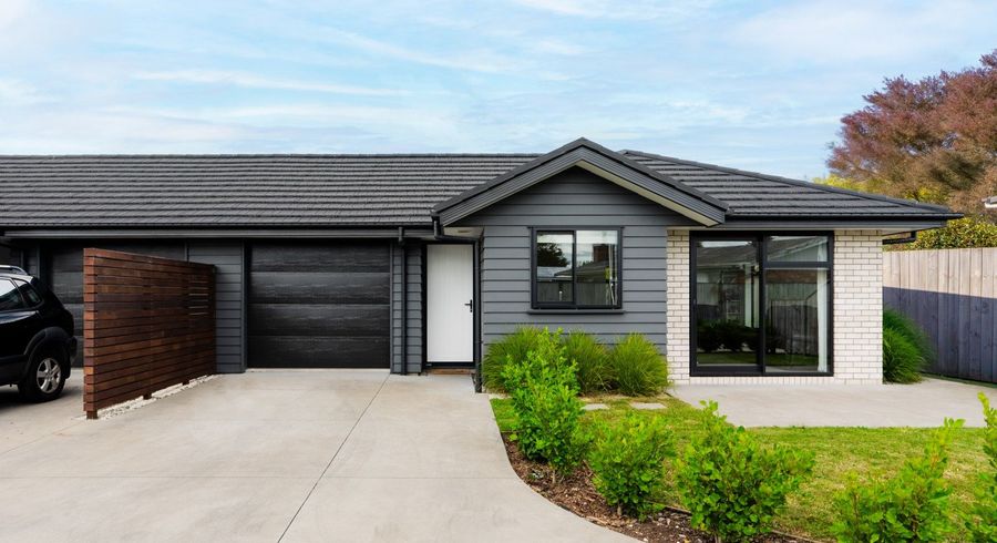  at 1136A Heaphy Terrace, Fairfield, Hamilton