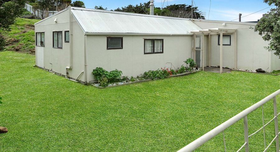  at 21 Dewe Terrace, Foxton Beach, Foxton