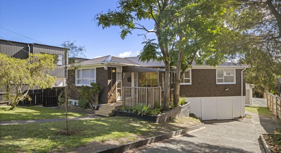  at 5 Springside Place, New Lynn, Waitakere City, Auckland