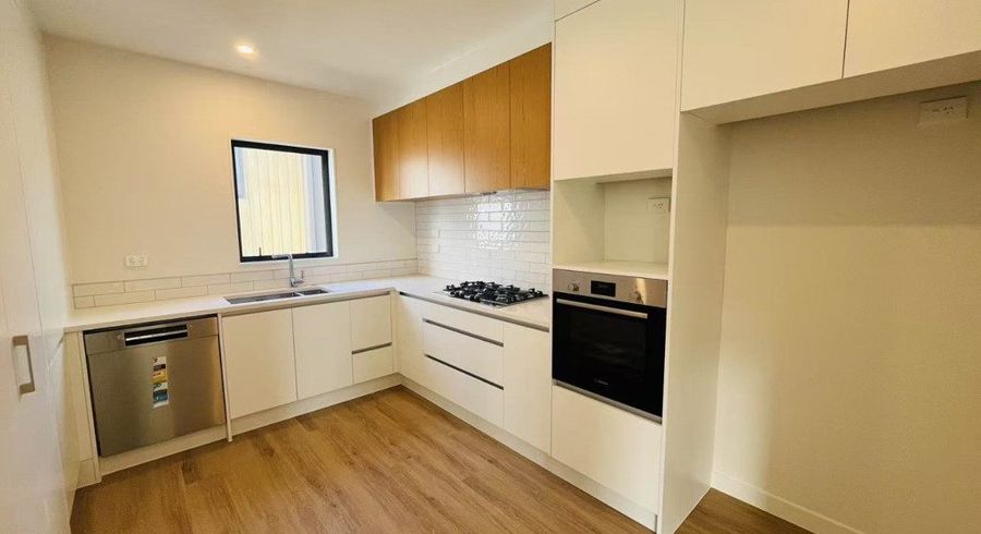  at 21 Monstedt Terrace, Windsor Park, North Shore City, Auckland