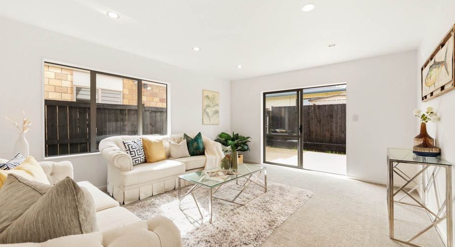 at 11 Bushpark Place, Flat Bush, Auckland
