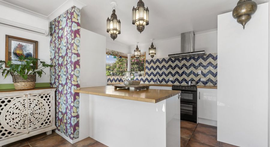  at 8B Holland Street, Glenholme, Rotorua, Bay Of Plenty