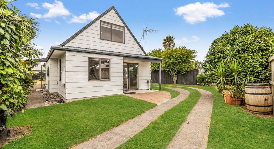  at 5B Lyn Grove, Papamoa Beach, Tauranga, Bay Of Plenty