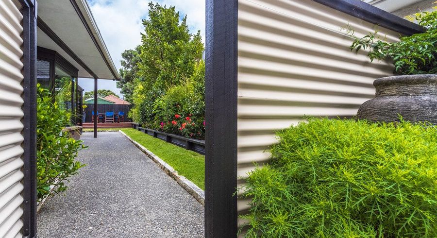  at 2/15 Riverside Drive, Waiwhetu, Lower Hutt