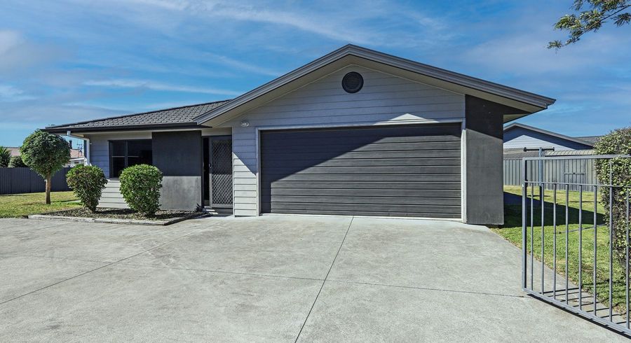  at 13 Chatham Mews, Flaxmere, Hastings