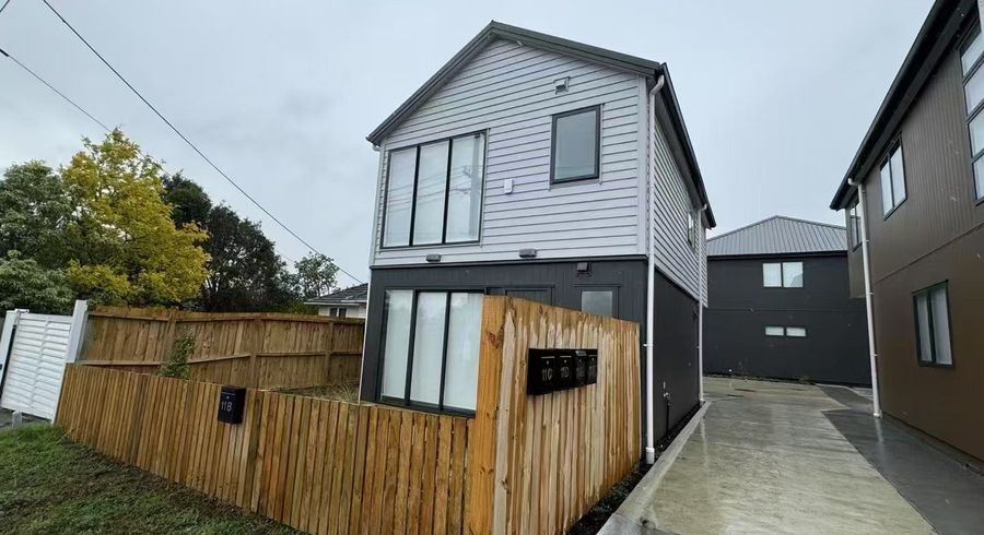  at 11B Mawney Road, Henderson, Waitakere City, Auckland