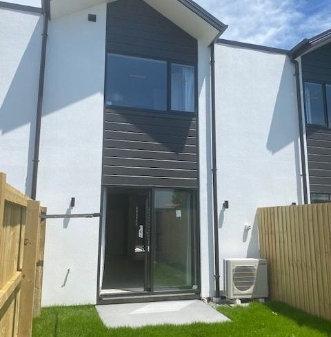  at 12/15  Bunyan Street, Waltham, Christchurch City, Canterbury